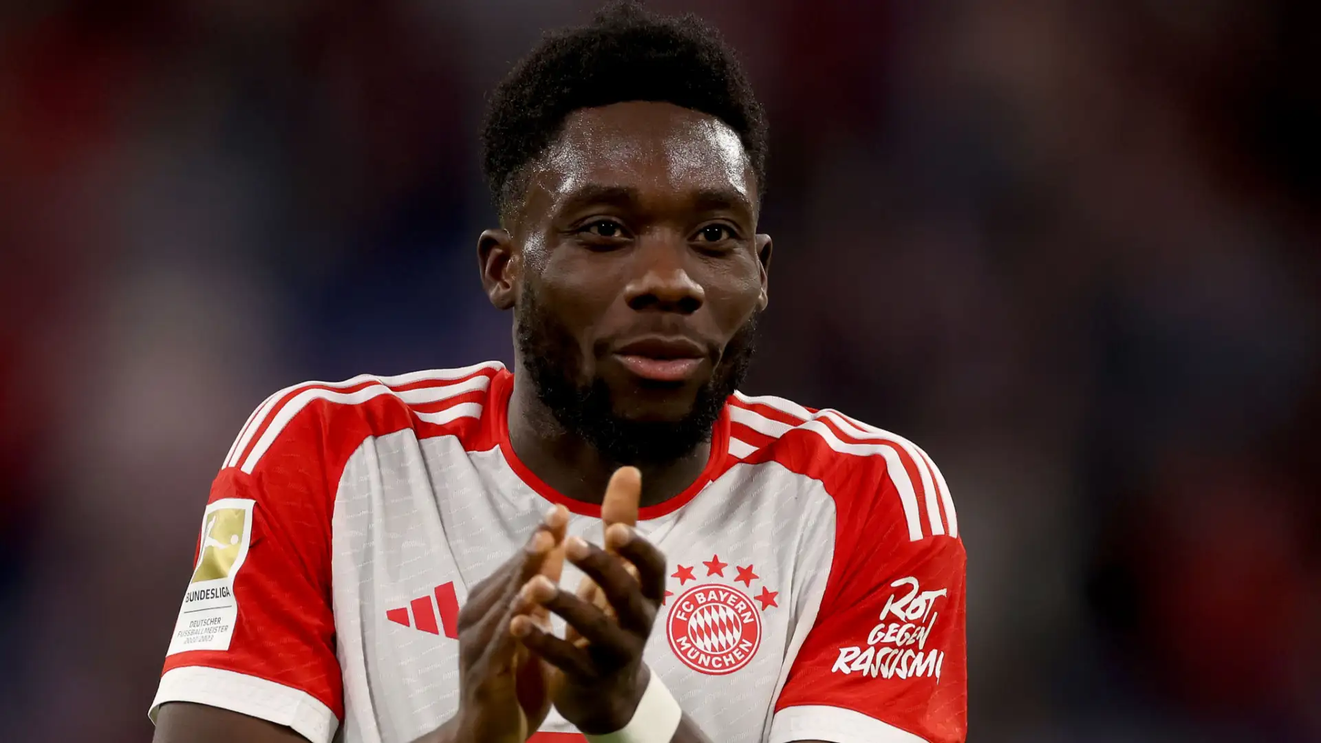 Alphonso Davies considers massive U-turn as Vincent Kompany holds talks to extend Real Madrid target's contract at Bayern Munich